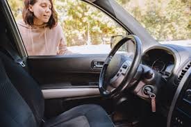 Car lockout service